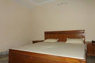 Atithi Niwas, Allahabad 3